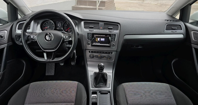 Volkswagen Golf cena 29990 przebieg: 250000, rok produkcji 2013 z Susz małe 211